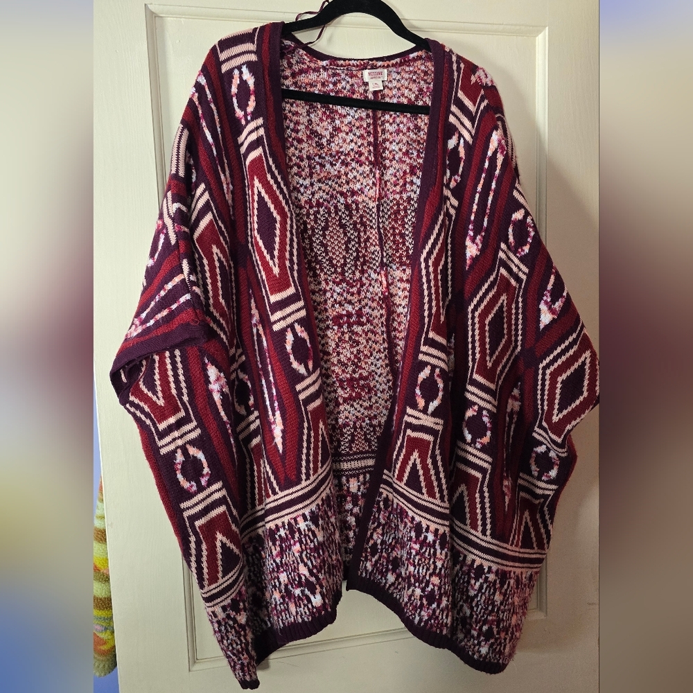 Mossimo Supply Co. Geometric Patterned Burgundy Sweater